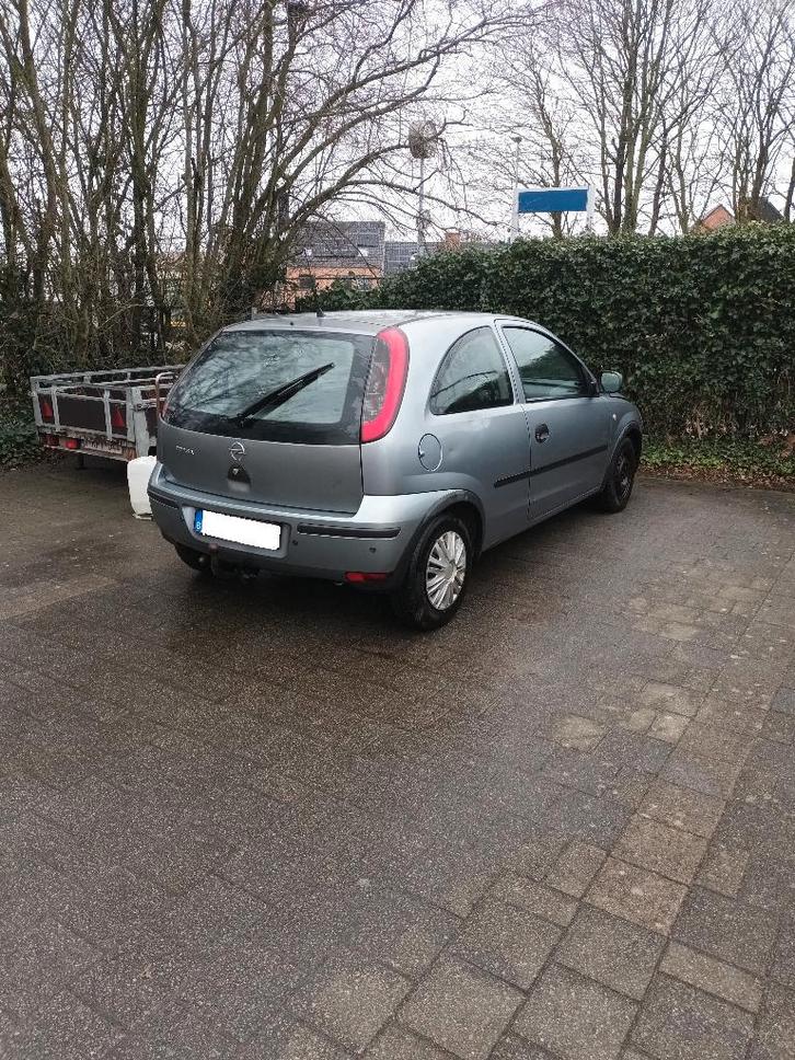 Te koop OPEL Corsa C-/ van 2006., Auto's, Opel, Bedrijf, Corsa, ABS, Airbags, Boordcomputer, Radio, Trekhaak, Benzine, Euro 4