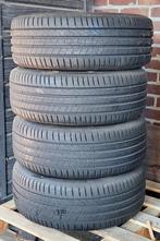 Nieuwe Pirelli zomerbanden op velg Hyundai wagon 40i, Neuf, Pneus et Jantes, 215 mm, Véhicule de tourisme