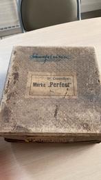 Antieke doos Coupellen Marke Perfect, Ophalen