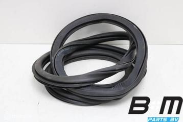 Portierrubber links of rechtsachter Audi Q2 81A 81A833721A