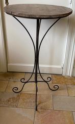 Guéridon en bois et fer forgé, Ophalen