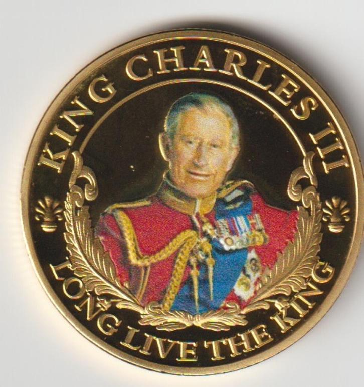 Herdenkingsmunt kroning Charles III / Diana, Verzamelen, Koningshuis en Royalty, Nieuw, Postzegel(s) of Munt(en), Verzenden