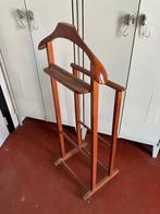 Porte-vêtements vintage en bois Dressboy, porte-pantalons, Vêtements | Femmes, Portants à vêtements, Enlèvement ou Envoi, Avec roues