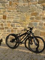 VTT dirt Commencal - pumptrack - skatepark, Vélos & Vélomoteurs, Enlèvement ou Envoi, 24 pouces ou plus, Guidon à 360°, Aluminium