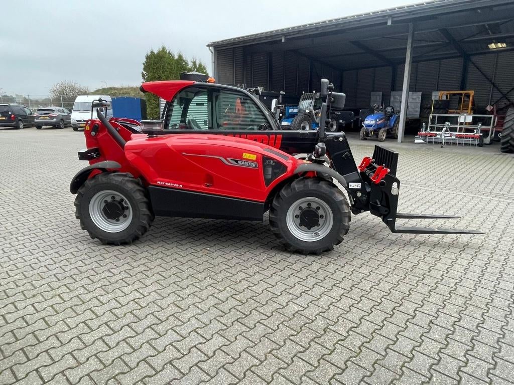 Manitou MLT625 H Premium verreiker (NIEUW), Articles professionnels, Machines & Construction | Grues & Excavatrices, Chariot télescopique