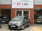 TOYOTA YARIS HYBRID 1.5I 73PK |NAVI | CRUISE CONTROL | USB|, Auto's, Toyota, 1160 kg, 4 cilinders, 5 zetels, Zilver of Grijs
