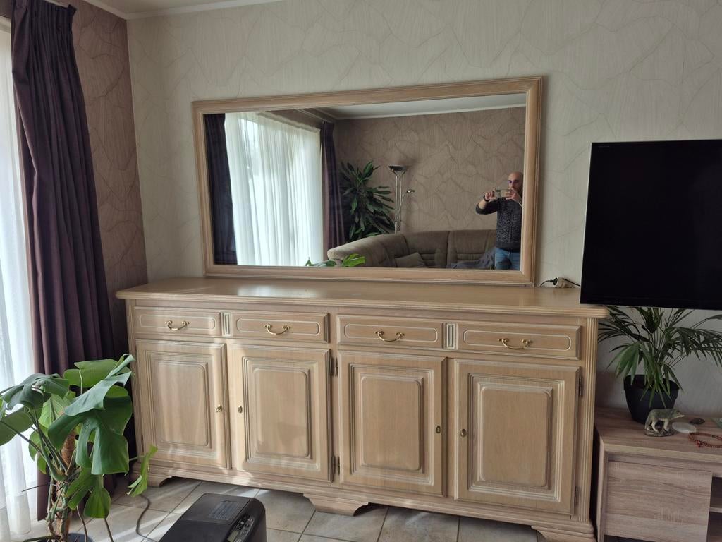 Dressoir kast met spiegel, Huis en Inrichting, Kasten | Dressoirs, Ophalen