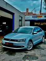 Volkswagen Jetta 1.4 TSI Hybrid BMT Carat DSG7, Auto's, 4 cilinders, 1505 kg, Leder, 5 zetels