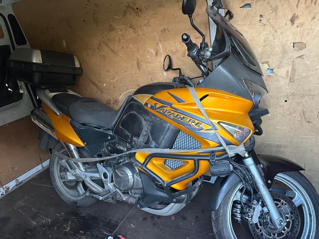 Varadero 1000 2011, Particulier