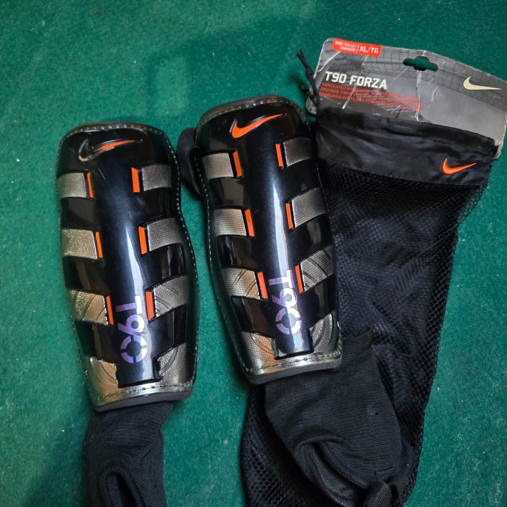 Protège-tibias Nike Total 90 Forza - XL Rétro, Sports & Fitness, Football, Taille XL, Enlèvement