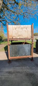 Construction métallique avec plexi en béton/gabion, Bricolage & Construction, Enlèvement, Utilisé, Fer