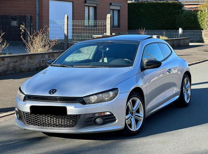 Scirocco 2012 R-Line 2.0tdi 140ch Boîte automatique Euro5b, Auto's, Volkswagen, Particulier, Scirocco, Bluetooth, Diesel, Euro 5