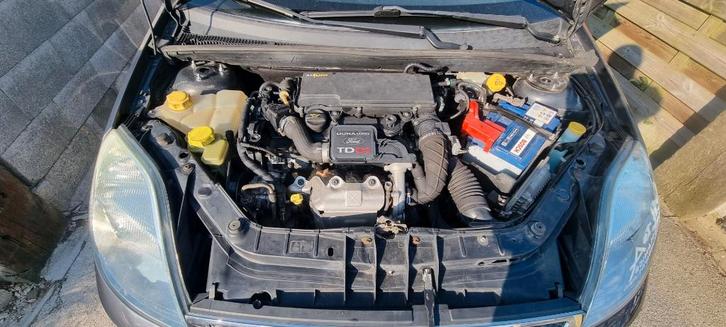 Ford fiesta 1.4 Tdci, Auto's, Ford, Bedrijf, Fiësta, ABS, Airbags, Airconditioning, Elektrische buitenspiegels, Elektrische ramen