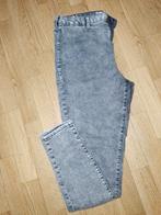 Nieuw broek  nooit gedragen mast 40, Vêtements | Femmes, Jeans, Enlèvement