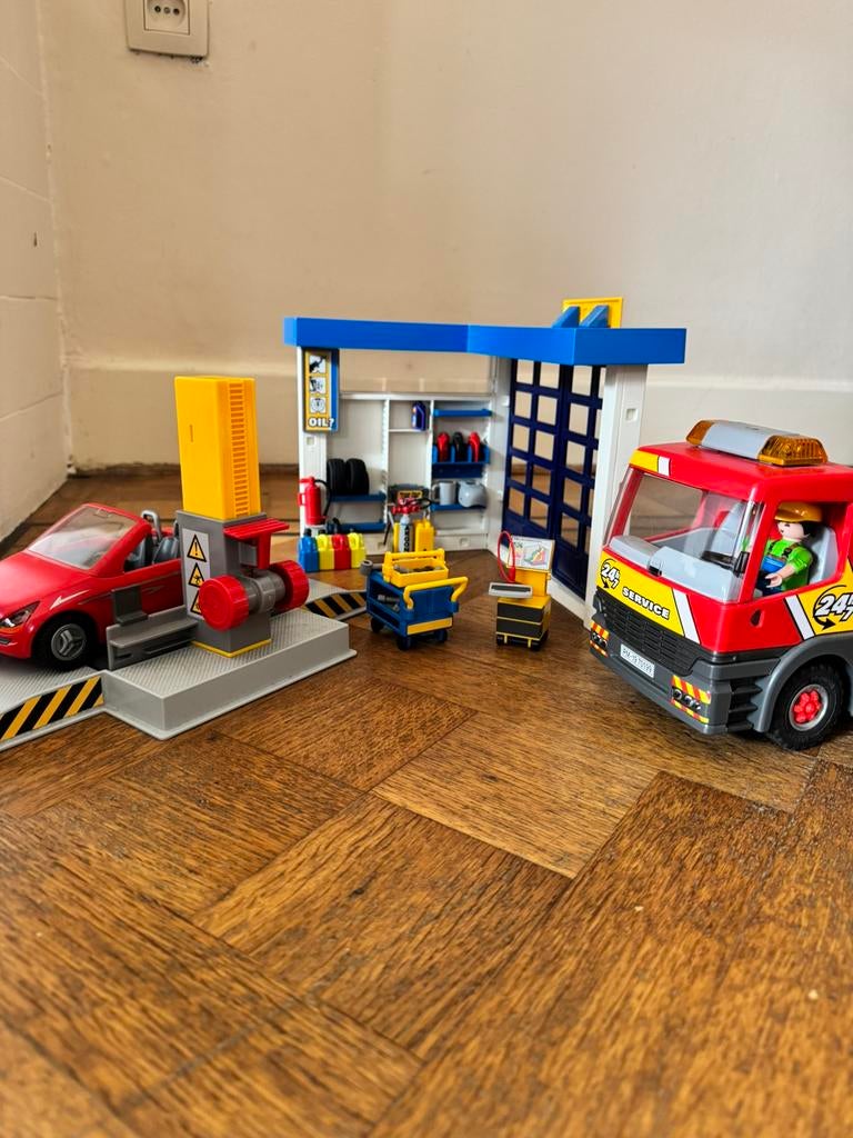 Playmobil City Life 70202 Garage auto + takelwagen extra, Kinderen en Baby's, Speelgoed | Playmobil, Ophalen, Zo goed als nieuw