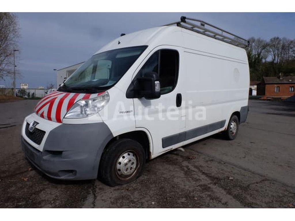 Camionnette utilitaire Peugeot Boxer (2010-158.103 km), Autos, Achat, Entreprise, Autres carburants, TVA déductible