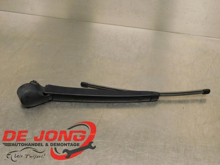 Ruitenwisserarm achter van een Volkswagen Golf Sportsvan, Gebruikt, -, Volkswagen, -