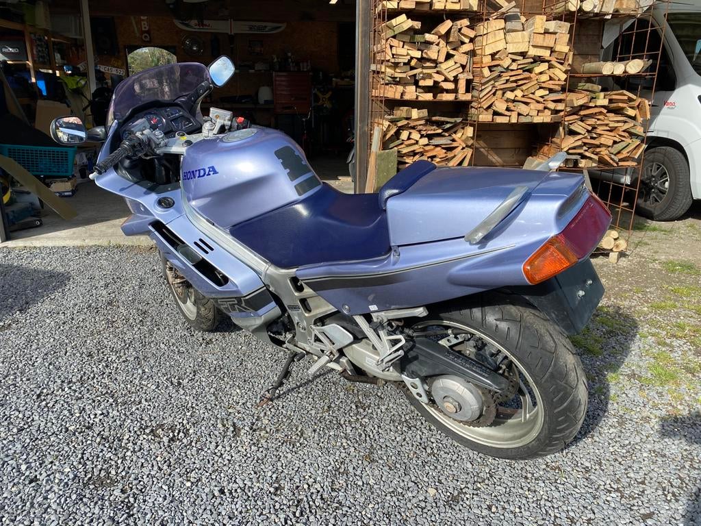 Honda vfr750 rc 36, Motos, Motos | Honda, Tourisme, Occasion, Particulier, 4 cylindres