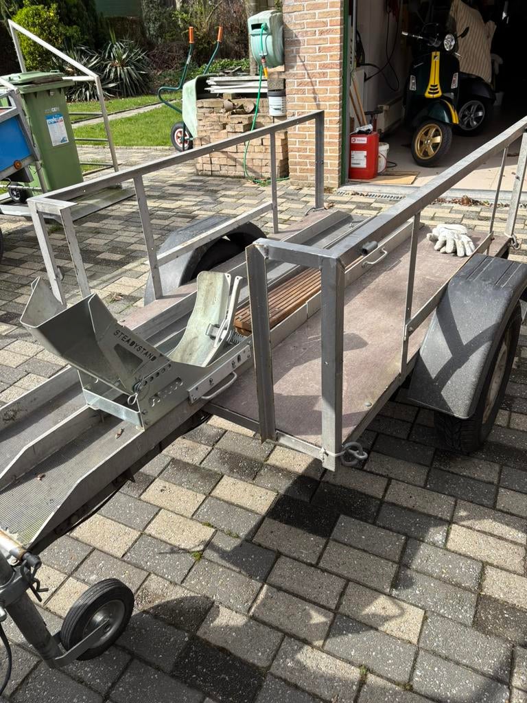 Aanhanger voor moto’s /brommers, Ophalen, Zo goed als nieuw