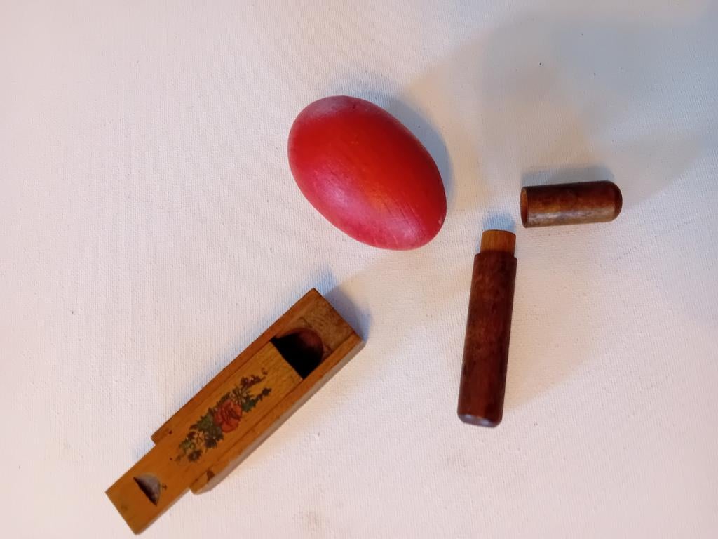 Lot de Mercerie Ancienne en Bois, Envoi