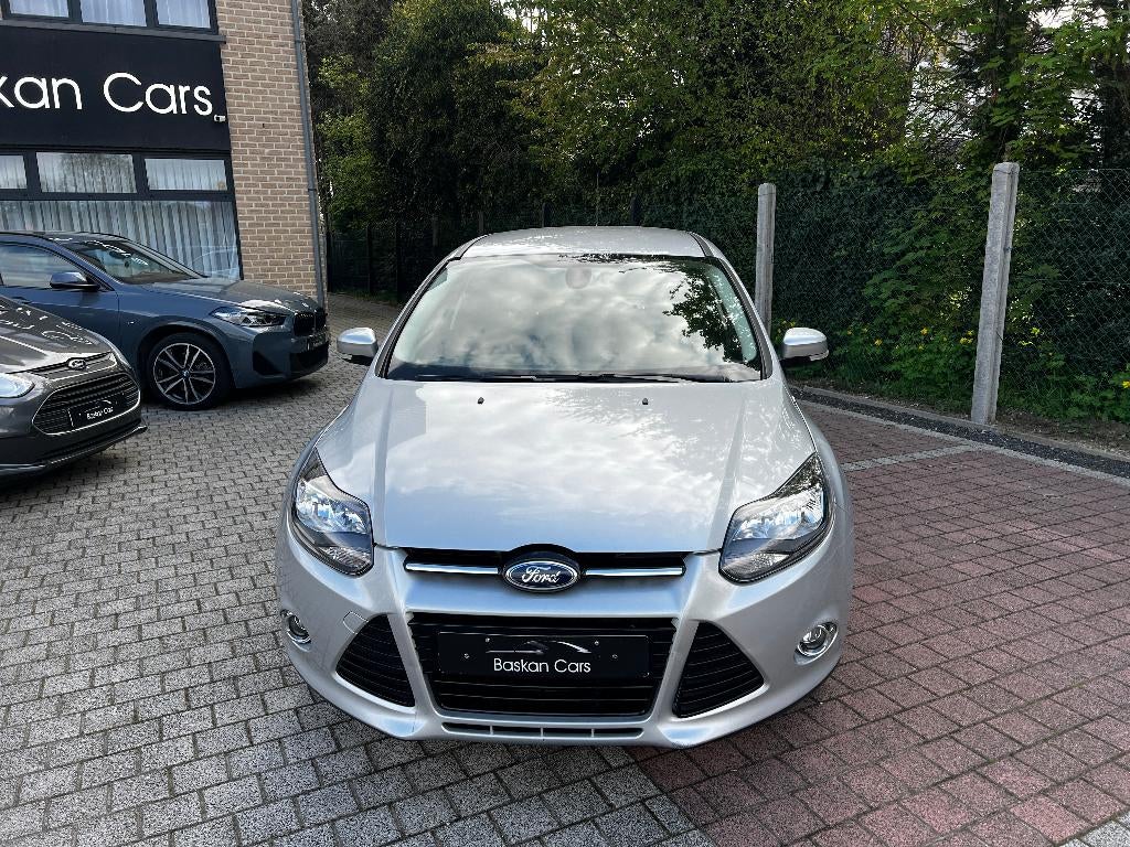 Ford Focus 1.6i/M2013/91.000KM/AUTOMAAT/NAVI/12M GARANTIE, Autos, Ford, Focus, Argent ou Gris, Achat, Euro 6