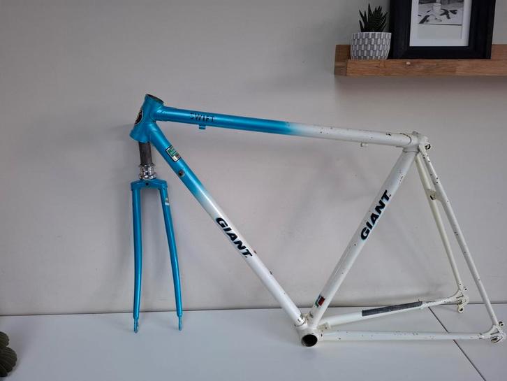 Mooi fietskader Giant Swift jaren 90, Vélos & Vélomoteurs, Vélos | Vélos de course, Enlèvement