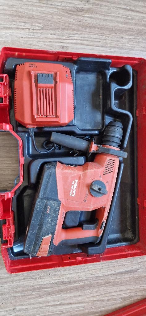 Perceuse et marteau de démolition Hilti TE 30-A36 V, Enlèvement, Comme neuf, 600 watts ou plus, Marteau perforateur et/ou Marteau piqueur
