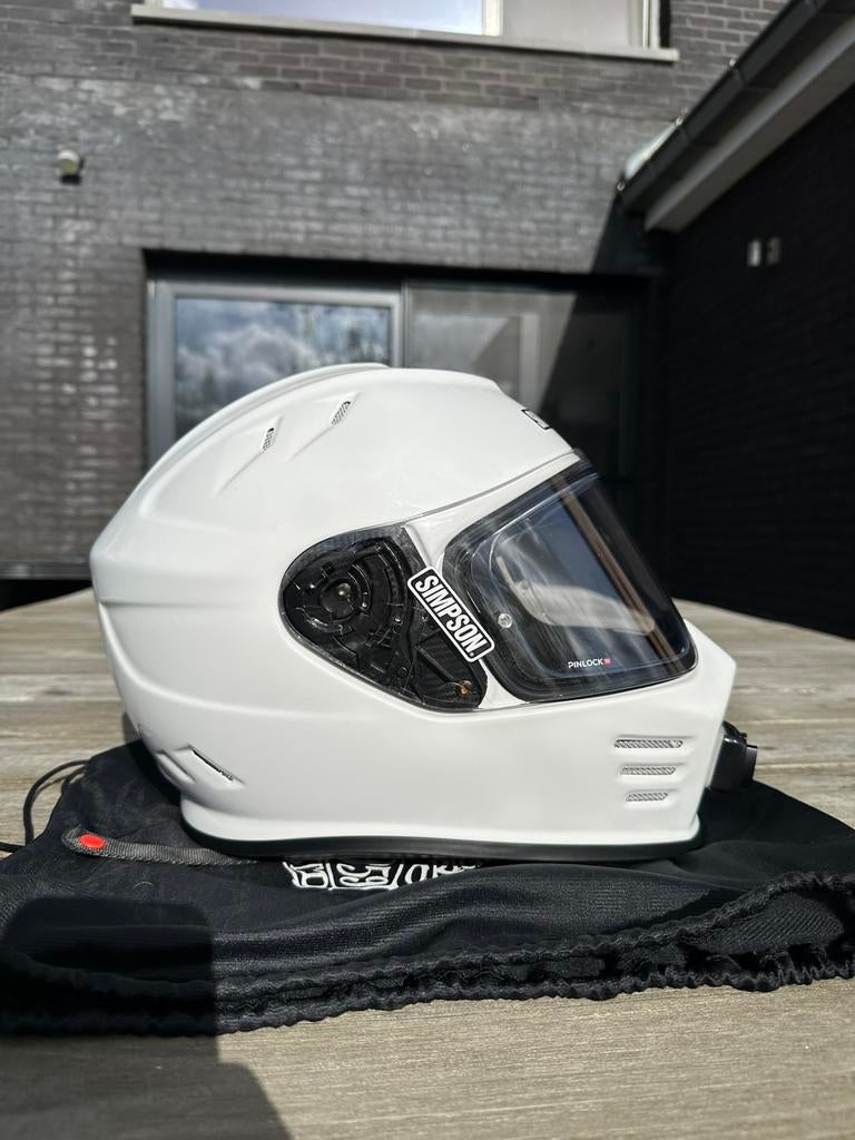 Simpson venom outlaw, Motos, Vêtements | Casques de moto, Hommes, Casque intégral, L, Autres marques, Seconde main, Enlèvement ou Envoi