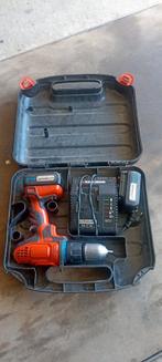 Visseuse black et decker à réparer, Bricolage & Construction, Outillage | Foreuses, Enlèvement