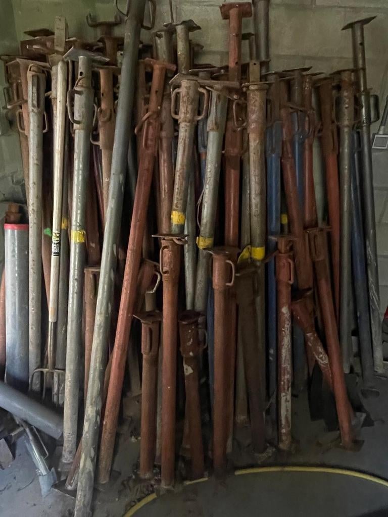 Bouw stutten vanaf 170cm, Doe-het-zelf en Bouw, Steigers, Ophalen, Gebruikt