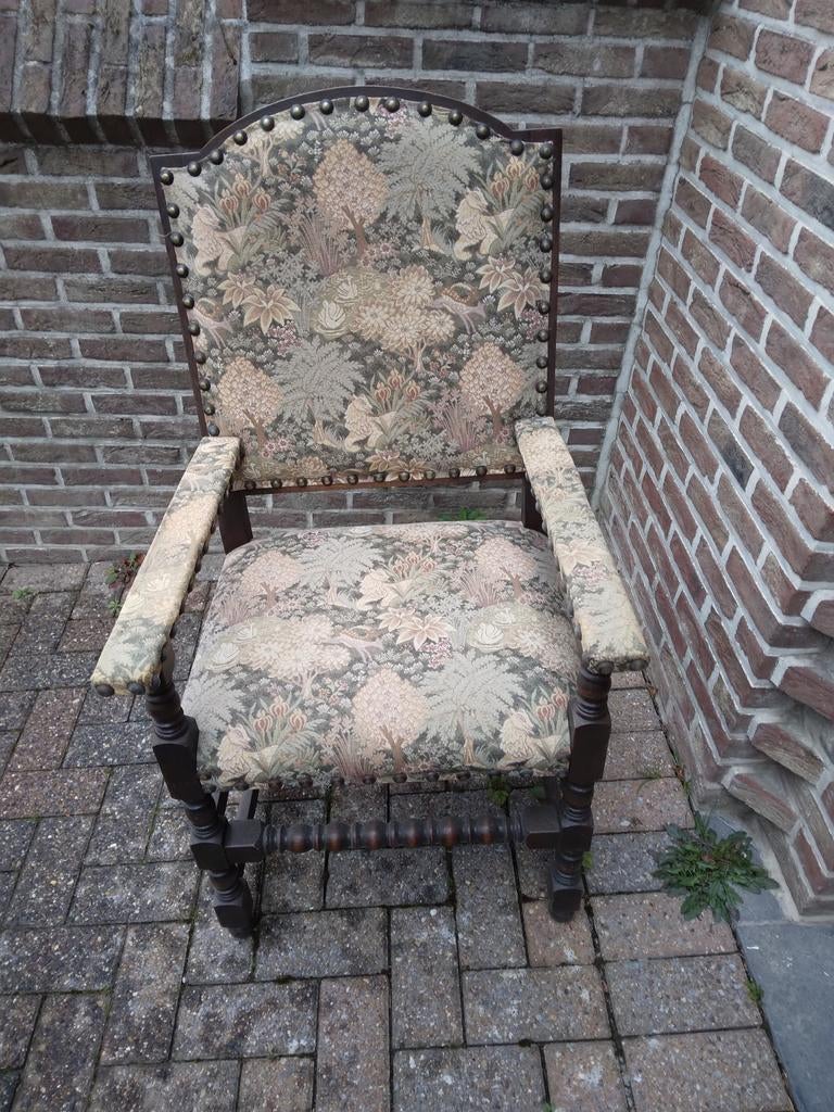 Chaise de table en chêne avec accoudoirs, Antiquités & Art, Enlèvement