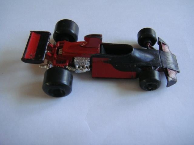 Voiture course. Marque: "Brabham BT44" Vintage N 9"., Hobby & Loisirs créatifs, Modélisme | Voitures & Véhicules, Envoi, Utilisé