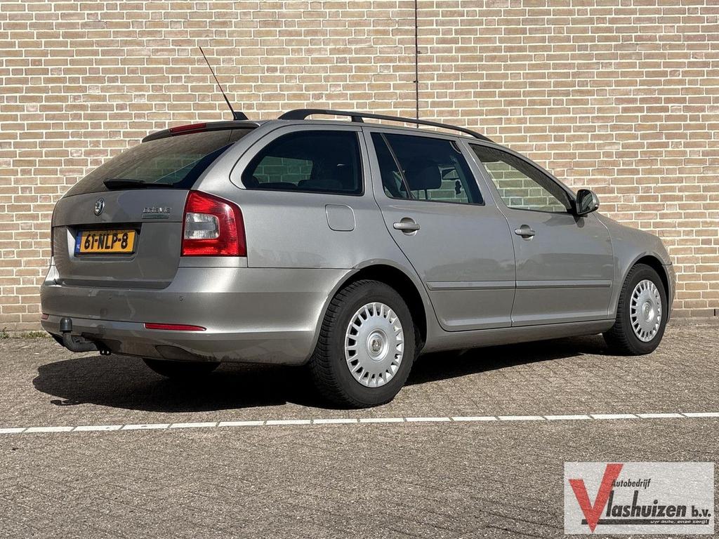 Skoda Octavia Combi 1.6 TDI Greenline Business Line | Climat, Auto's, Skoda, Beige, Te koop, 114 g/km, Overige kleuren