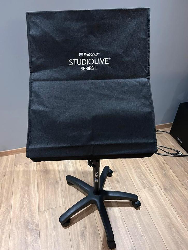 Presonus Studiolive 32SC met stofhoes + quiklok stand, Muziek en Instrumenten, Mengpanelen, Zo goed als nieuw, Ophalen