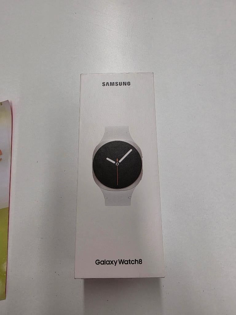 Montre Samsung Galaxy 8 40 mm + bracelet supplémentaire, Comme neuf, Enlèvement, Blanc, Samsung Galaxy Watch8