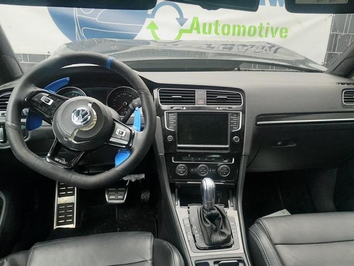 RADIO Volkswagen Golf VII (AUA) (01-2012/03-2021), Auto-onderdelen, Overige Auto-onderdelen, Volkswagen, Gebruikt