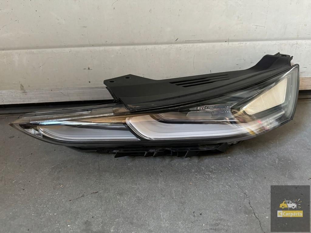 92207-S, 2018r + Hyundai Santa Fe IV linker bovenste koplamp, Gebruikt, Heolleung-ro 12
06797  Seoul, Info@hyundai.com, Hyundai