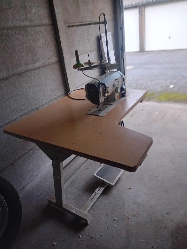 Naaimachine, Ophalen