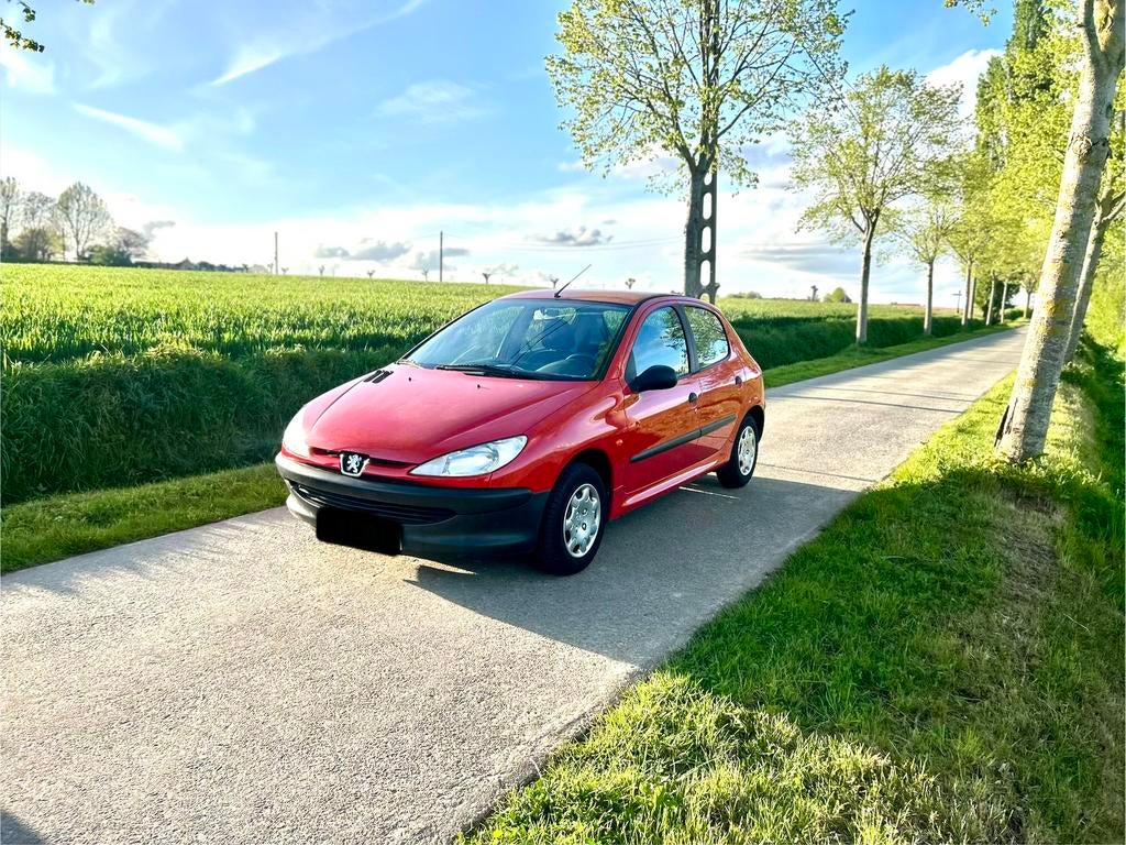 Peugeot 206 1.1i 105.000km avec contrôle, Autos, Peugeot, Achat, Entreprise, Boîte manuelle, ABS