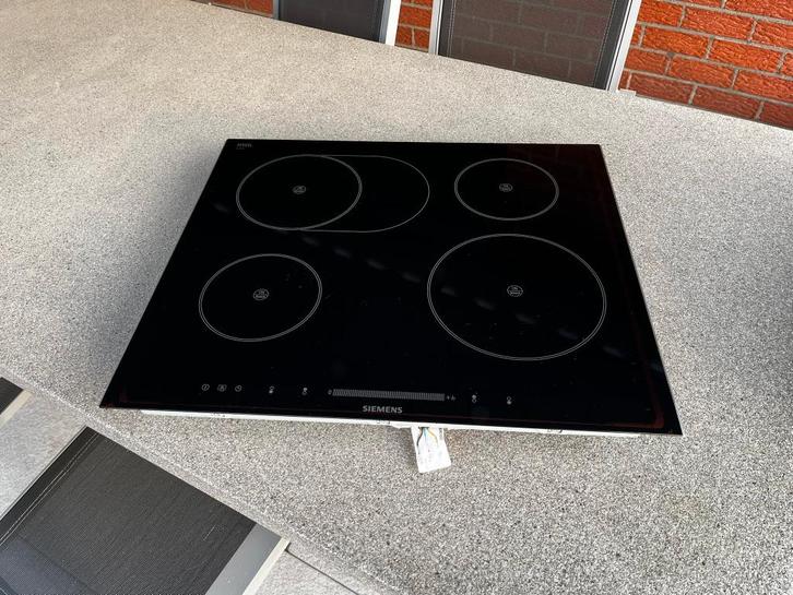 Inductiekookplaat 60cm Siemens, Electroménager, Tables de cuisson, Utilisé, Encastré, 4 zones de cuisson, Enlèvement