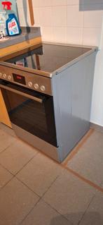 Elektrische oven met fornuis, Ophalen, 4 kookzones, Zo goed als nieuw, Vrijstaand