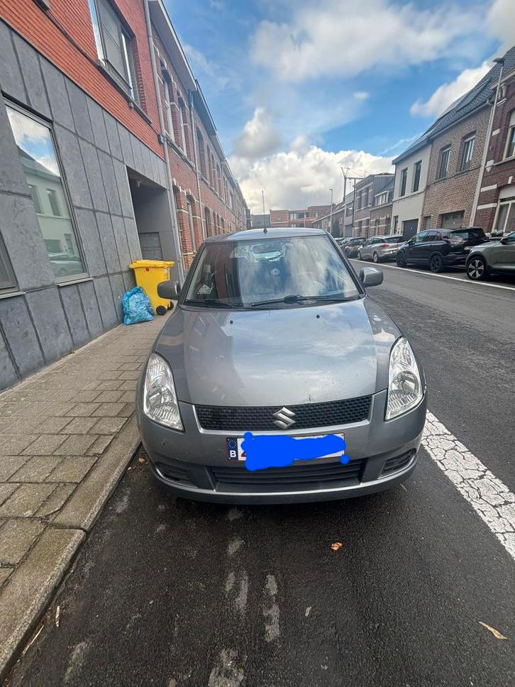 Petite voiture à vendre, Auto's, Suzuki, Particulier, Swift, Benzine, Euro 4, Coupé, 5 deurs, Handgeschakeld, Zilver of Grijs