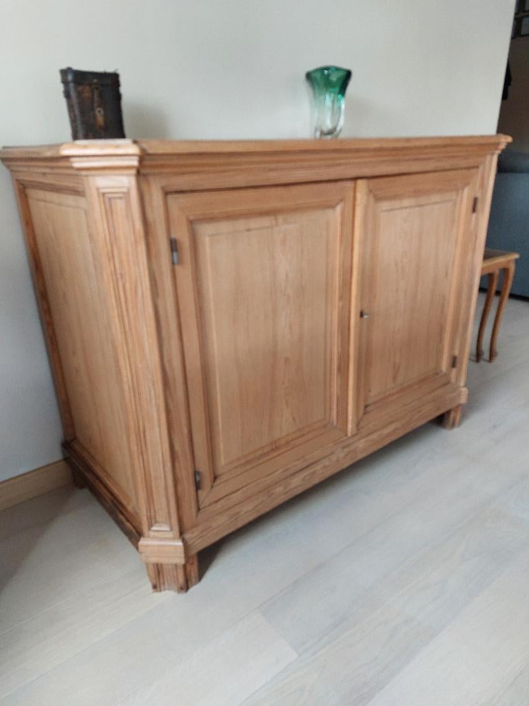 Artisanaal beukenhouten dressoir, Huis en Inrichting, Kasten | Secretaires, Ophalen, Gebruikt, Dressoir 1985