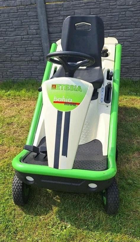 Tractor Zitmaaier ETESIA BAHIA MHHE 80 HYDRO SILVER LINE, Ophalen, Opvangbak