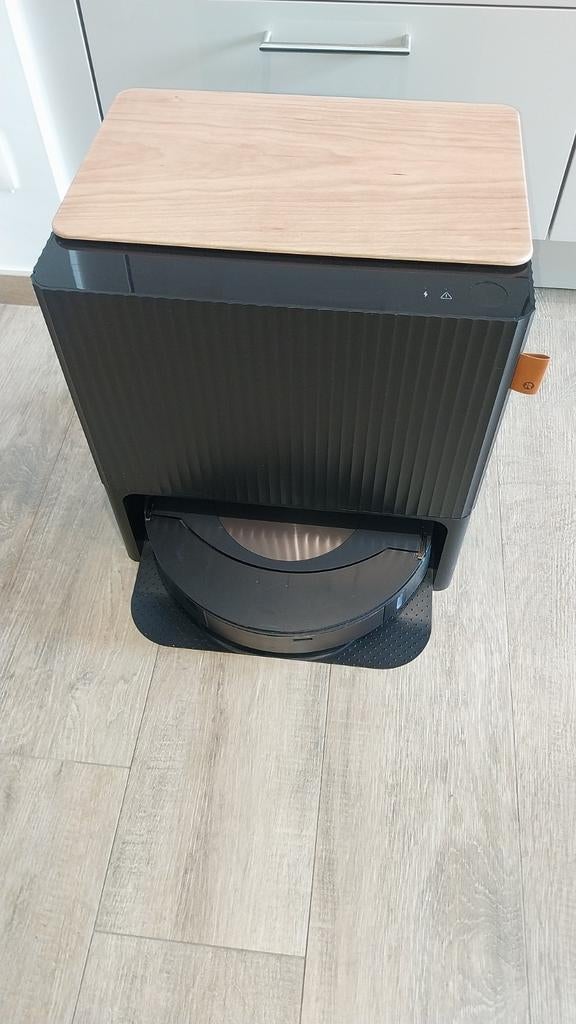 Robot aspirateur & laveur iRobot Roomba Combo j7+ station, Huis en Inrichting, Woonaccessoires | Cd- en Dvd-rekken, Ophalen