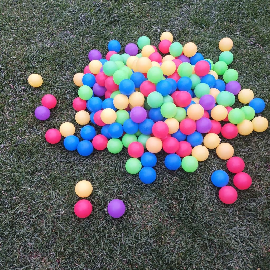 Sac de boule en plastique (+ 190) et tente de jeux, Enlèvement, Utilisé