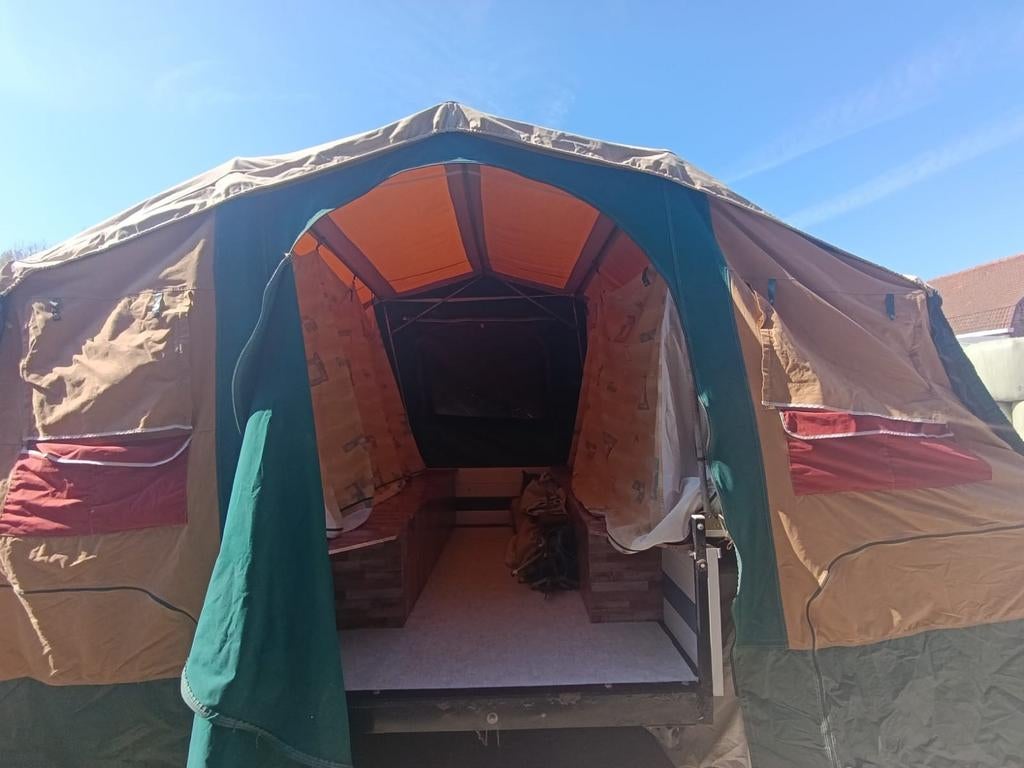 Camping-car Trigano vintage, Caravanes & Camping, Tentes, Enlèvement