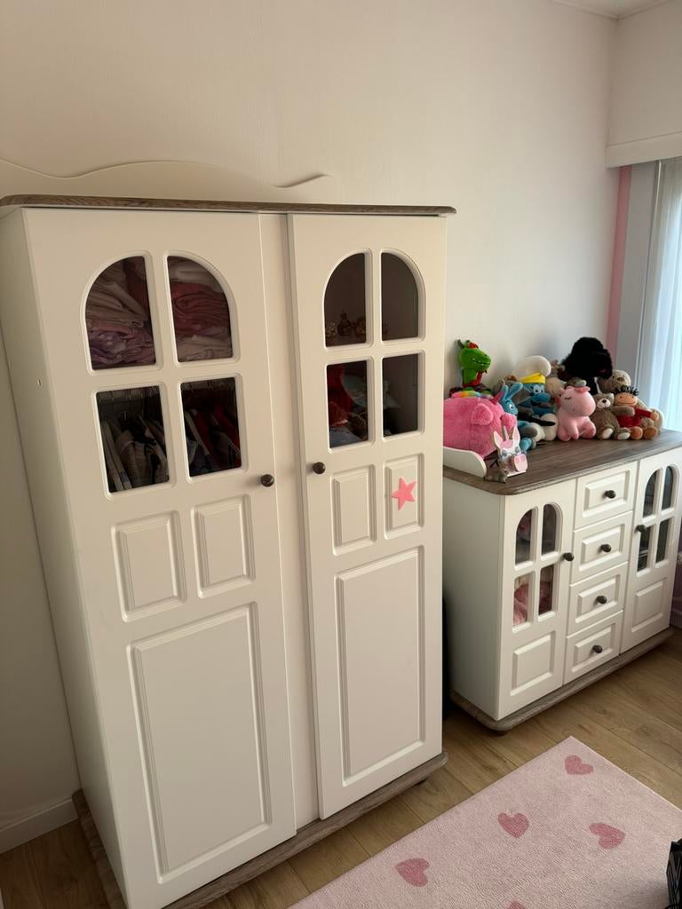 Mooie complete babykamer (3-delig) – zeer goede staat, Enfants & Bébés, Chambre d'enfant | Chambres d'enfant complètes, Comme neuf