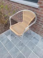 Terrasstoelen, Ophalen