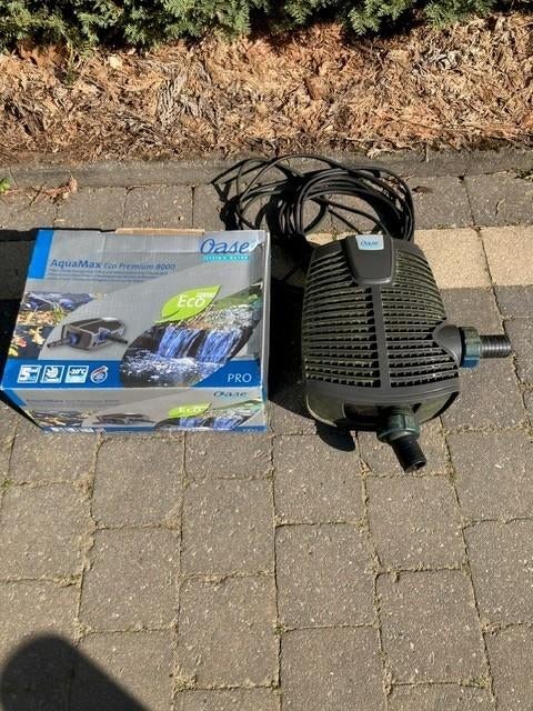 Oase Aquamax Eco Premium 8000, Tuin en Terras, Vijver-toebehoren, Gebruikt, Vijverpomp, Ophalen